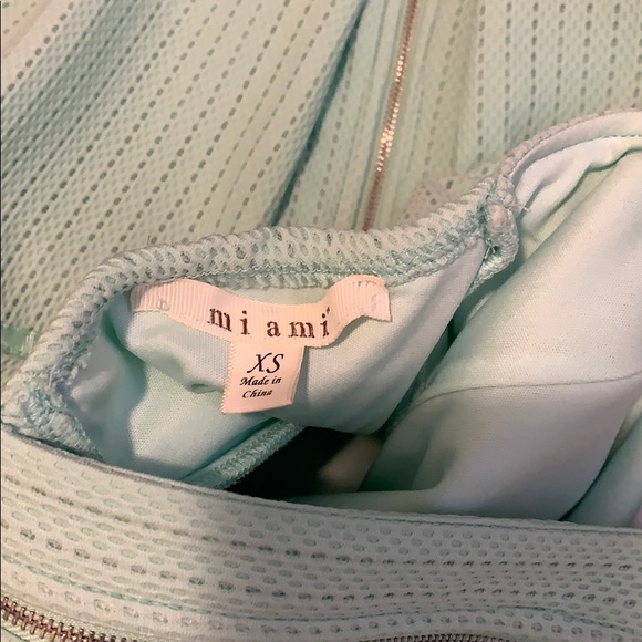 Francesca’s Easter/Graduation/Spring Dress - Picture 5 of 7